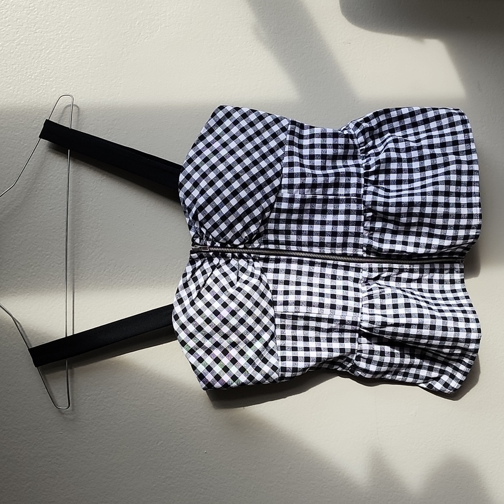 Heart and Souls Plaid Top. Black And White Plaid with Zipper size M Corset style